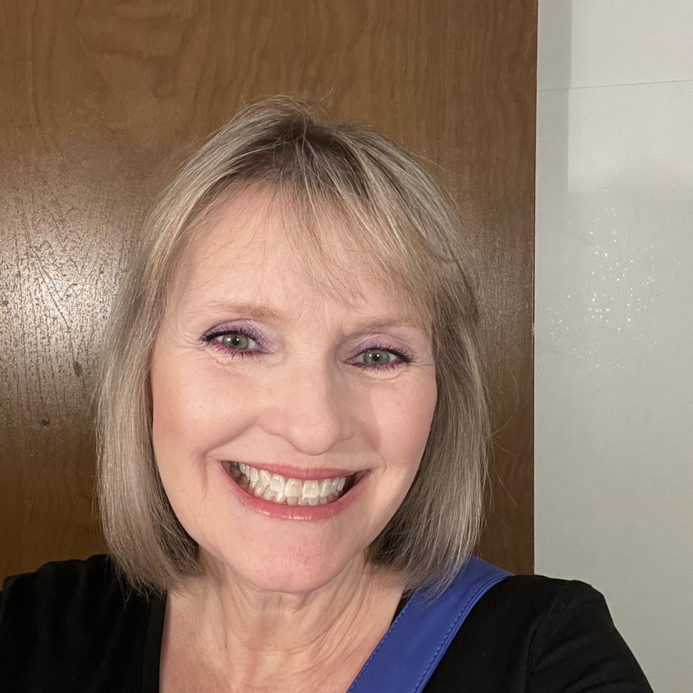 Meet your Posher, Deborah